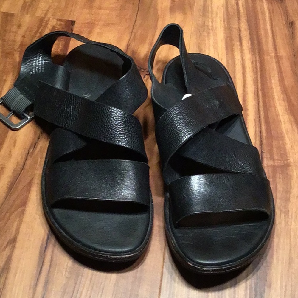 Ankle buckle sandal